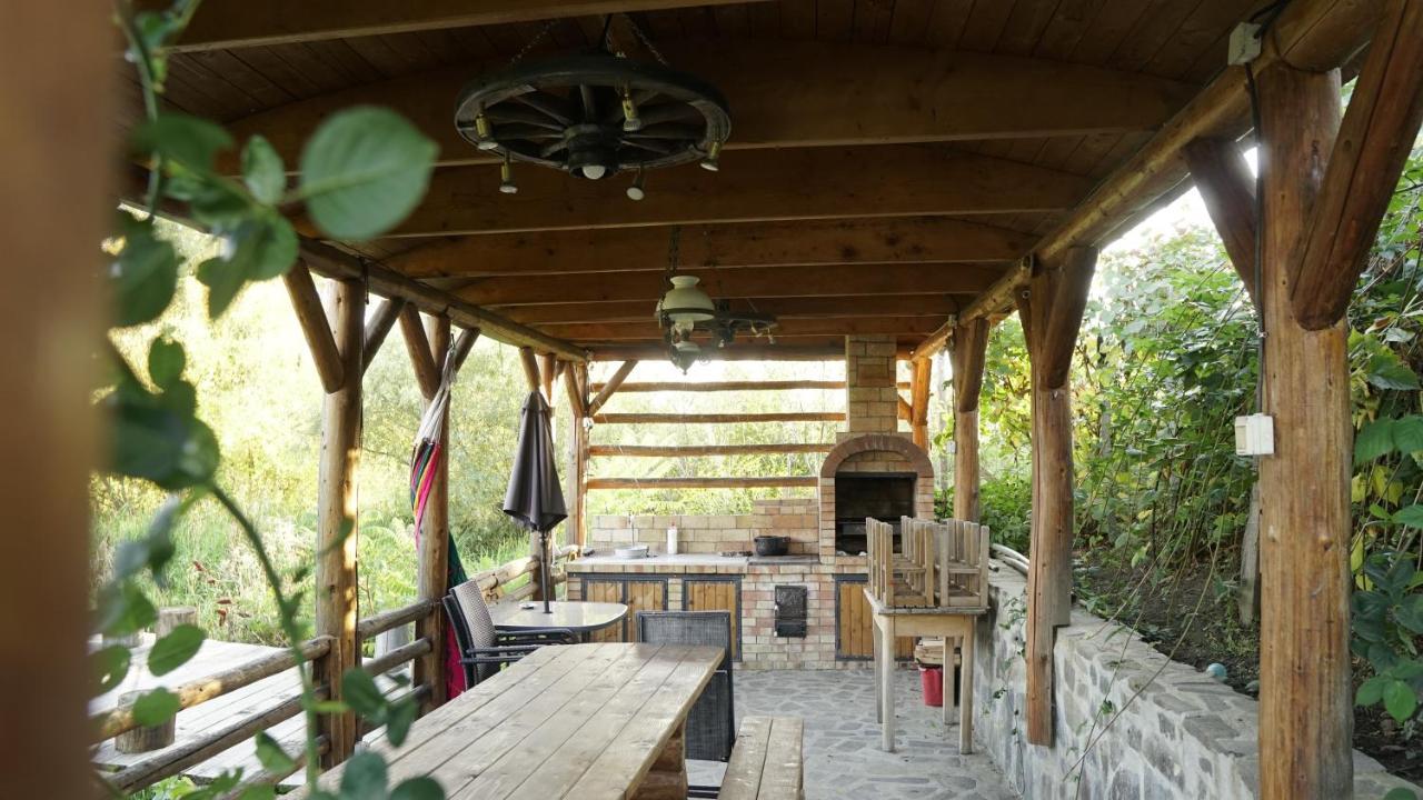 Casa Cu Fantana